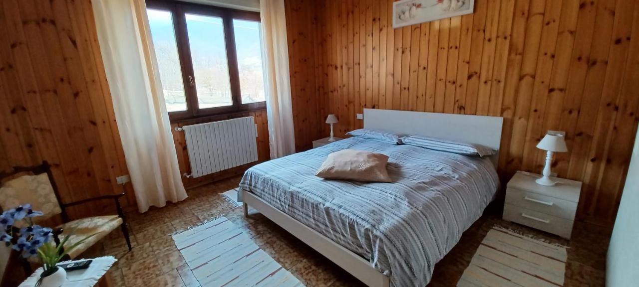 B & B Sentiero Valtellina Castello dell'Acqua Buitenkant foto